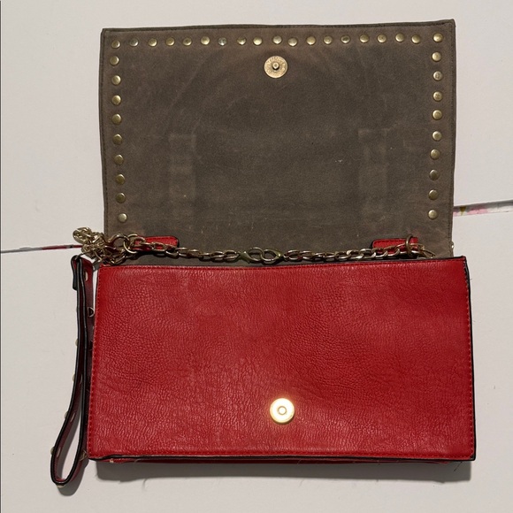 Elegant Red Studded Clutch with Gold Chain - Picture 4 of 6